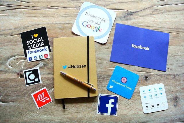20 Mind Blowing Facebook and Twitter Statistics